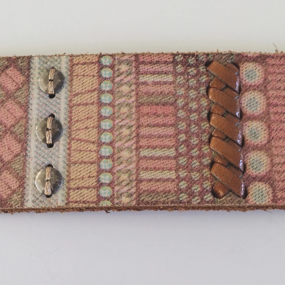 Fossil pastel print leather accented belt M